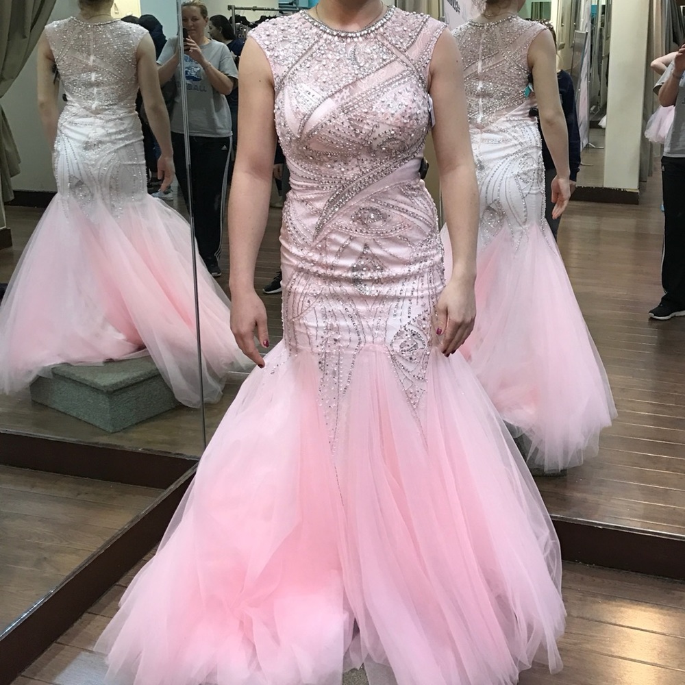 Light pink prom dress Camille La Vie size 4